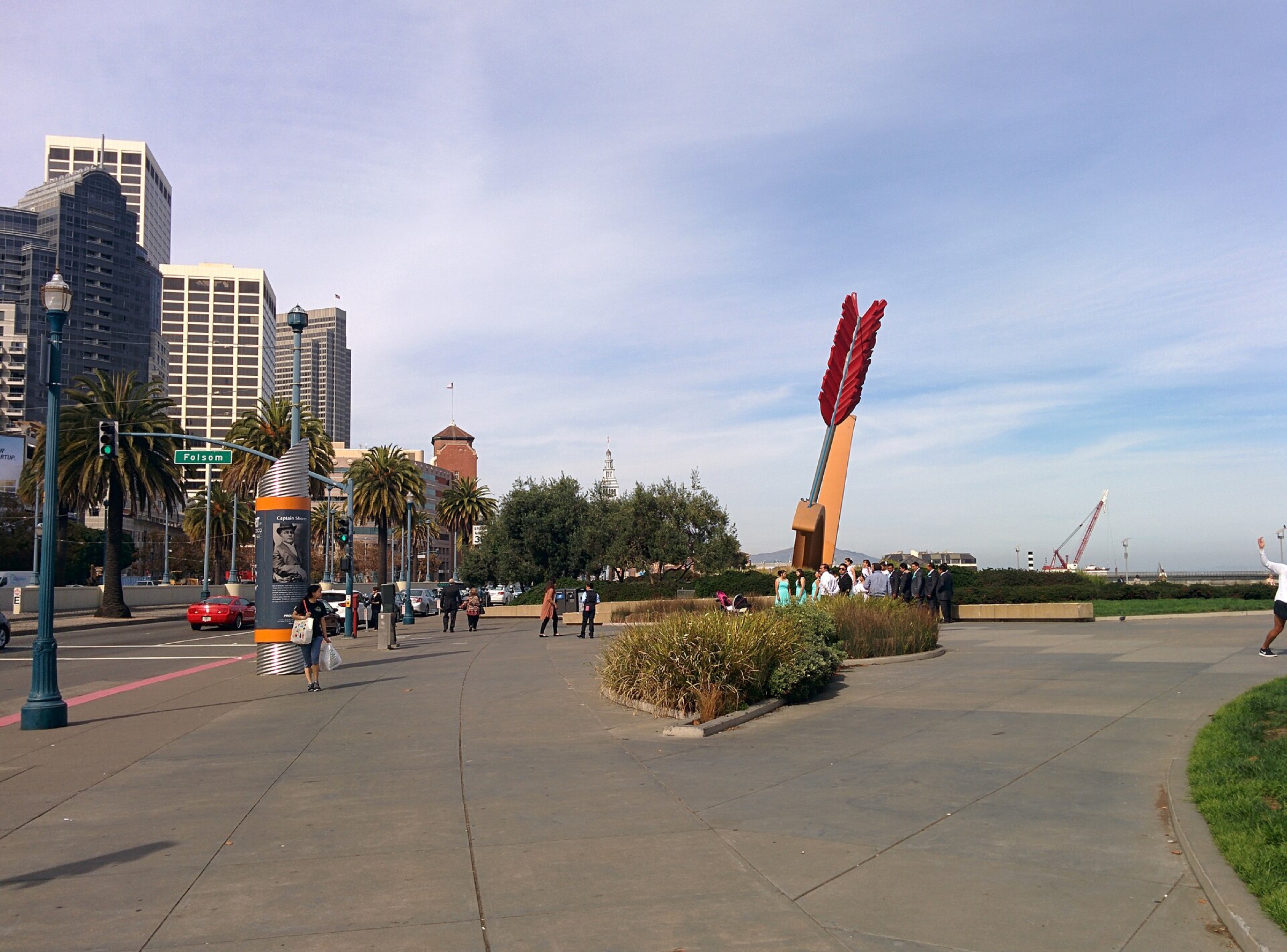 Cupid's Span de Claes Oldenburg y Coosje van Bruggen