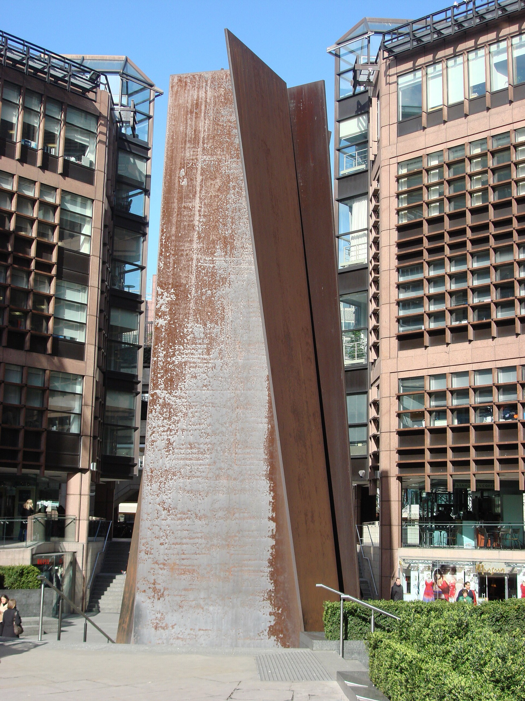 Fulcrum de Richard Serra