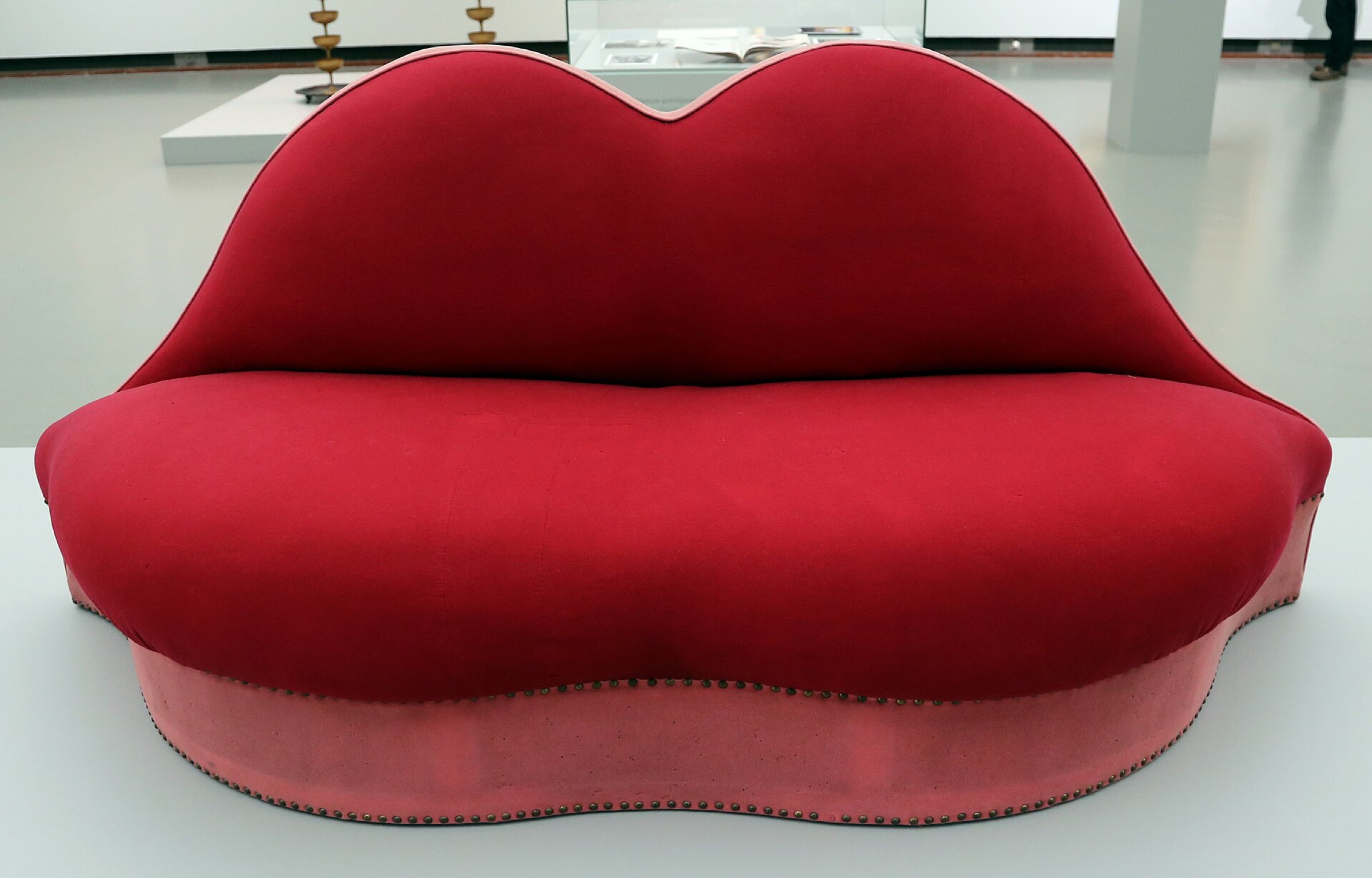 Sofa labios de Mae West de Salvador Dali