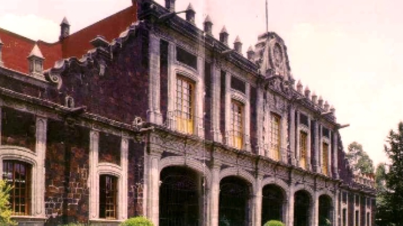 Museo Indígena, Antigua Aduana de Peralvillo